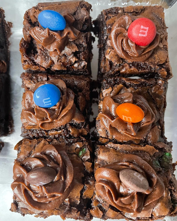 M & M Brownies - Veez Decadent Brownies