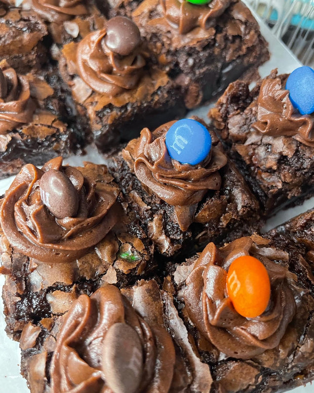 M & M Brownies - Veez Decadent Brownies