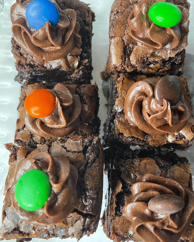 M & M Brownies - Veez Decadent Brownies